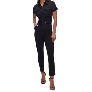 Good American black fit for success jumpsuit size S, would say it fits sizes 2/4